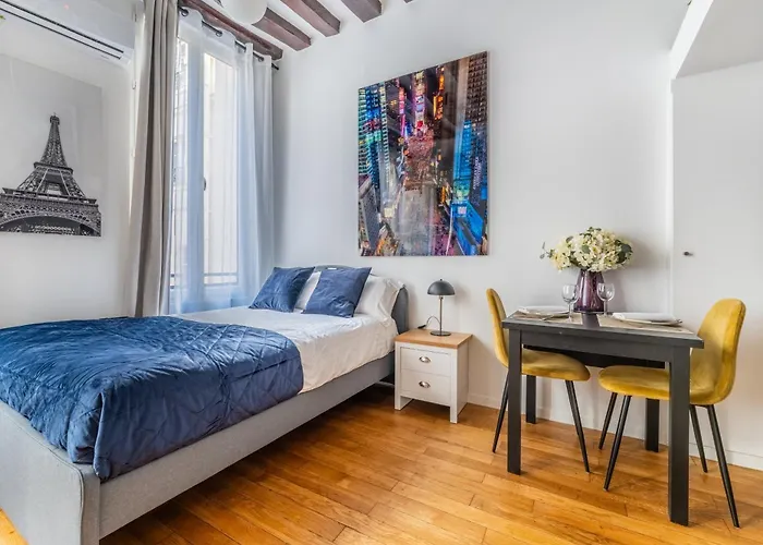 Charming Flat, Center Of Daire